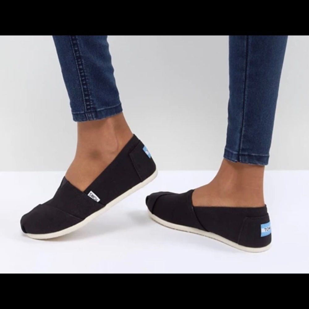 30%Offtoms Black Color Size Y6